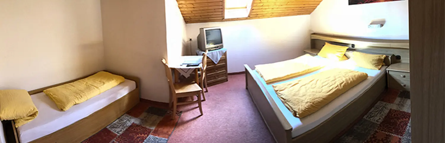Zur Auszeit – Innenansicht eines Dreibettzimmer