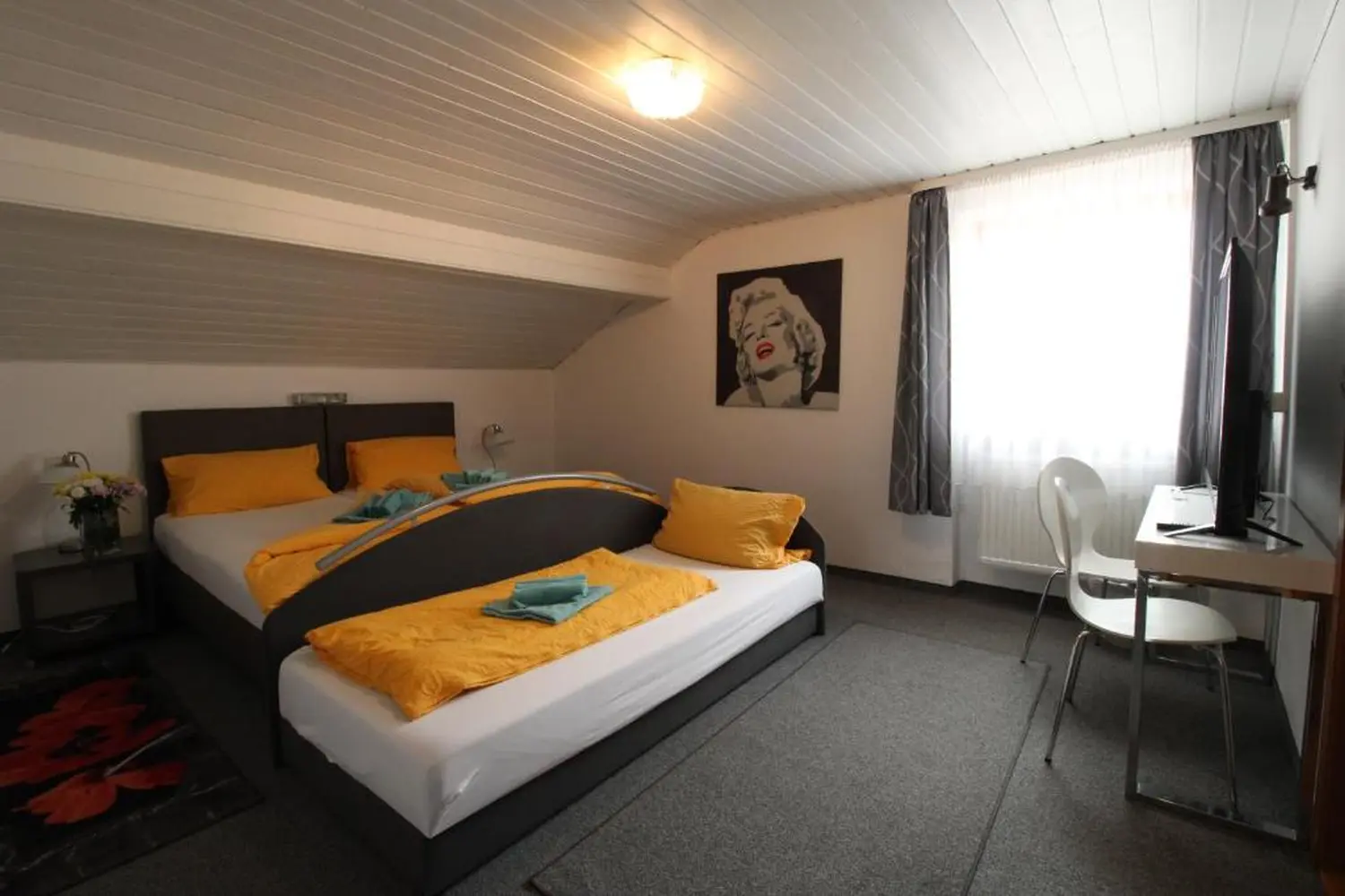 Zur Auszeit- Innenansicht eines Schlafzimmers